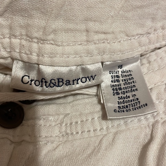 •CROFT & BARROW• WHITE LINEN BLEND SKORT. SIZE 16 EUC - Picture 4 of 6